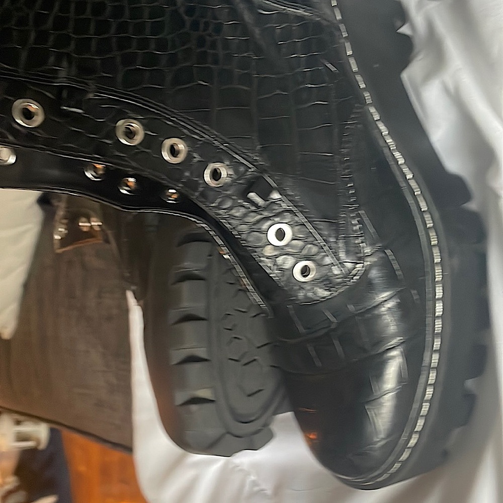 Zara boots - Picture 3 of 4